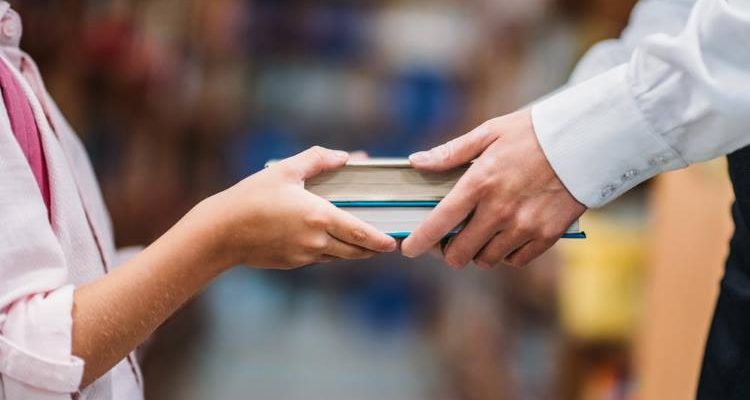 «Πίσω από κάθε παιδί που πιστεύει στον εαυτό του υπάρχει ένας δάσκαλος που πίστεψε πρώτα σε αυτό!»