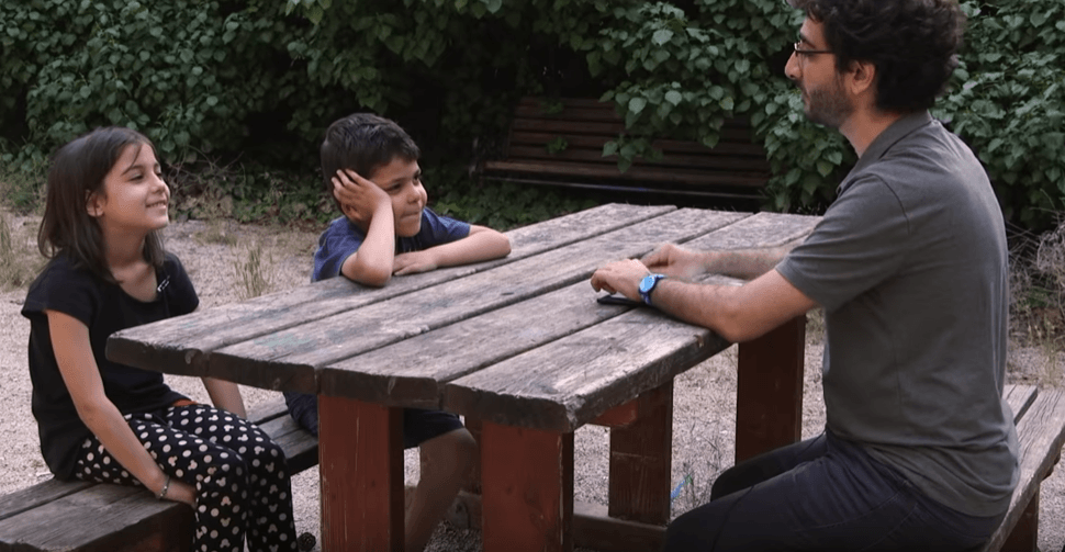 Small Talk: Τι έχουν να πουν τα παιδιά για το φαγητό;