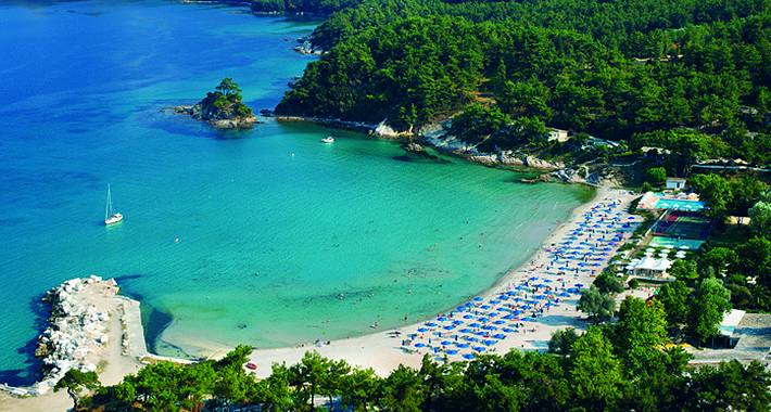 Συναγερμός σε Καβάλα και Θάσο λόγω κορωνοϊού: Τα πρώτα κρούσματα από τουρίστες