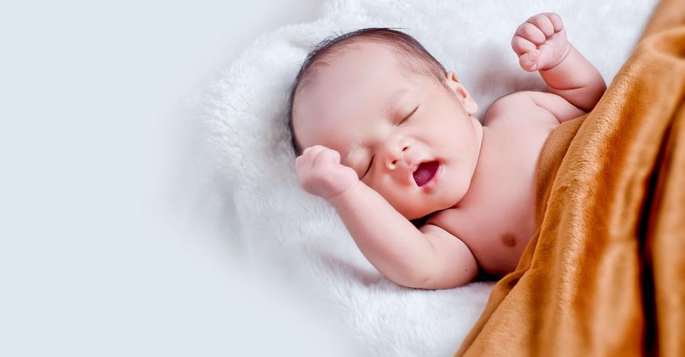 Πρώτη νύχτα με το νεογέννητο στο σπίτι: Τι να περιμένετε;