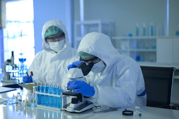 Κορωνοϊός: Νέο τεστ αντισωμάτων «δείχνει» ποιος χρειάζεται εμβολιασμό