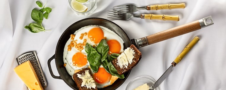 Ψωμί, Αβγά και Τυρί στο Ίδιο Τηγάνι