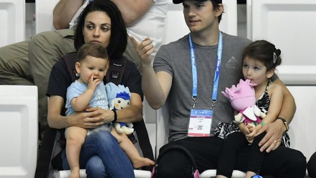 Η ανέξοδη παιδική δραστηριότητα που έσωσε τους Μίλα Κούνις και Άστον Κούτσερ στην καραντίνα