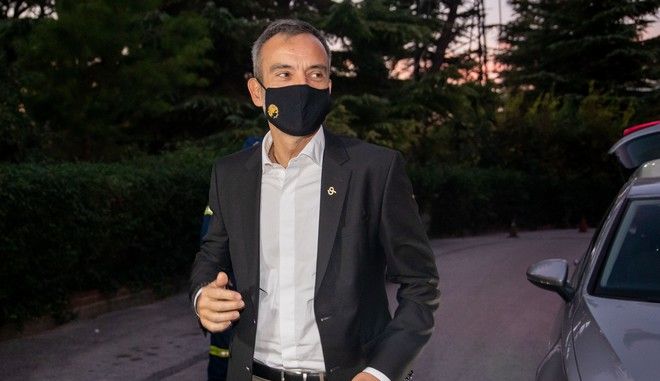Ζέρβας: “Δεν γίνεται συζήτηση για νέα μέτρα στη Θεσσαλονίκη – Να κλείσουν πρώτα τα σχολεία”
