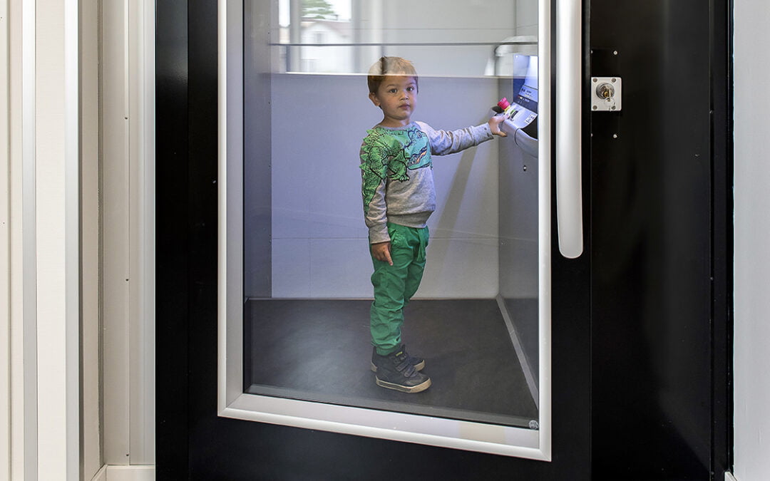 Ανελκυστήρες για άτομα με αναπηρίες σε σχολεία του δήμου Θεσσαλονίκης